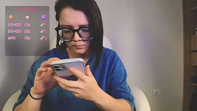 Hannah______ on StripChat