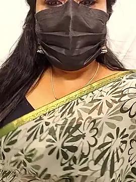 honey-flower on StripChat 