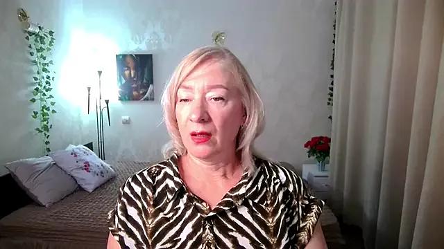 Freechat hunters_woman on StripChat