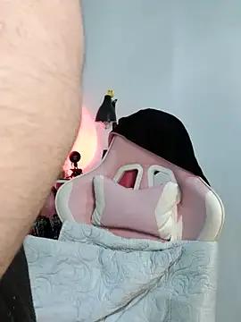 ItsNaiixa on StripChat