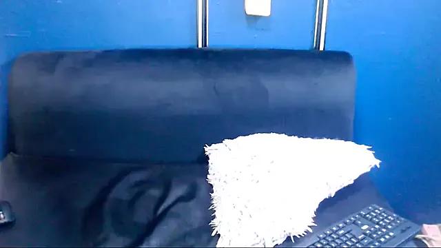 Ivybluexxx on StripChat 