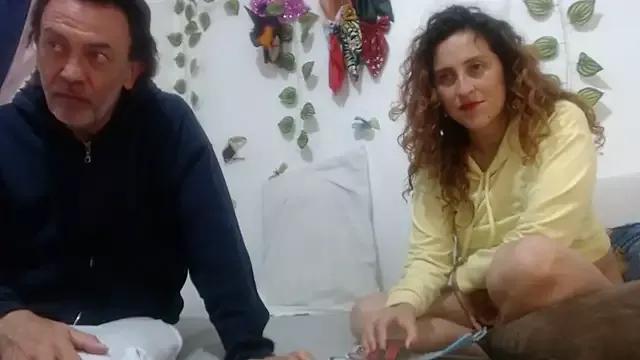 jeans_and_emma on StripChat