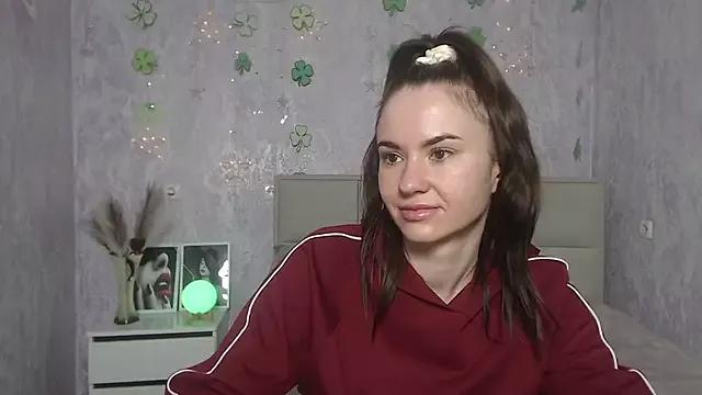KaraCriegs on StripChat 