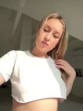 KassandraTress on StripChat