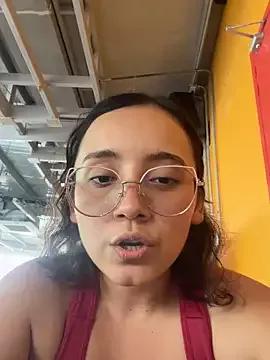 Kay_LustyWife on StripChat