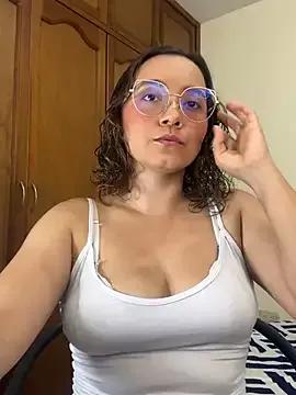 Kay_LustyWife on StripChat