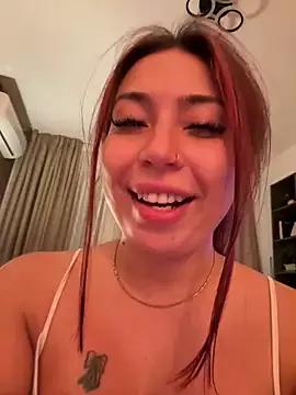 KimArts on StripChat