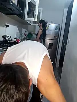 Freechat kingofqueenxxx on StripChat