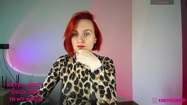 KinkyMissCherry on StripChat 