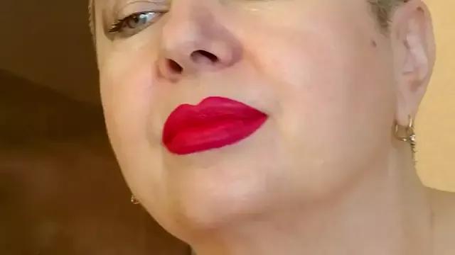 LadyPosh on StripChat 