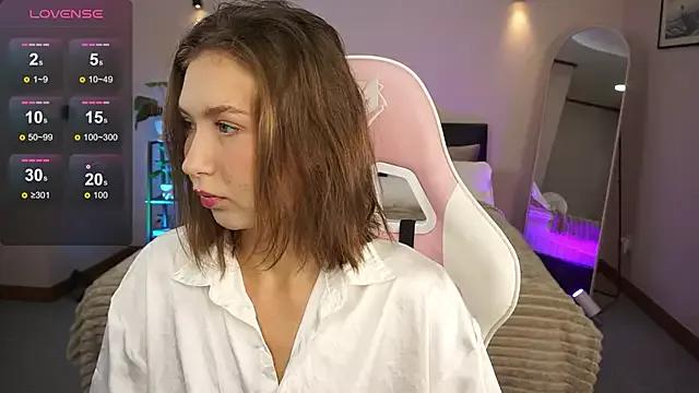 LinaSiren on StripChat 