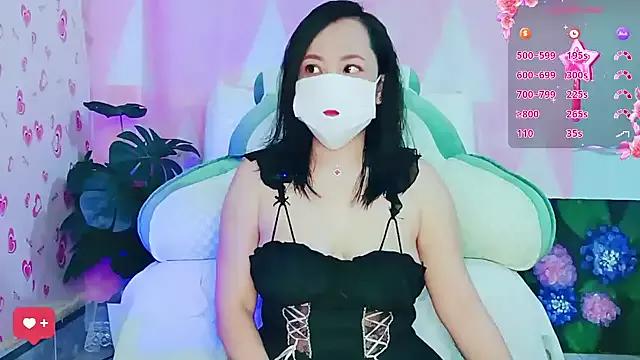 LinhCatSquirts on StripChat 