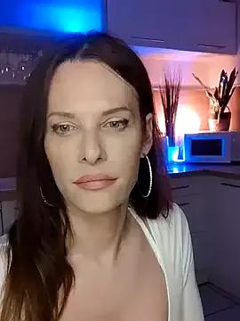 Luna_Kitanna on StripChat