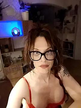 Luna_Kitanna on StripChat
