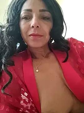 Lunasquirt1985 on StripChat 