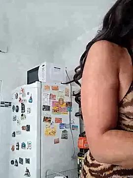 Lunasquirt1985 on StripChat 