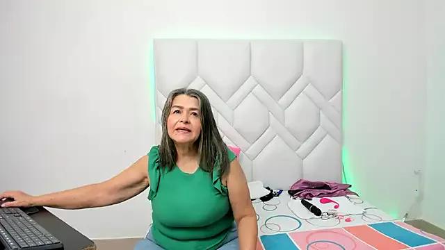 Mature_Hard on StripChat