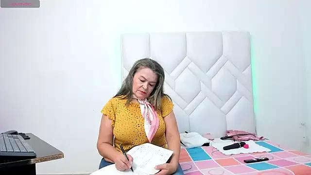 Mature_Hard on StripChat