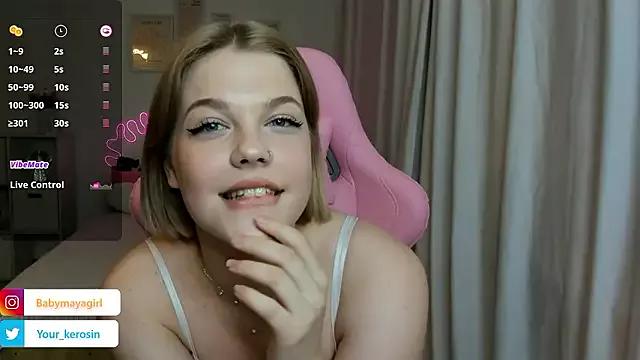 Maya_Rave on StripChat 