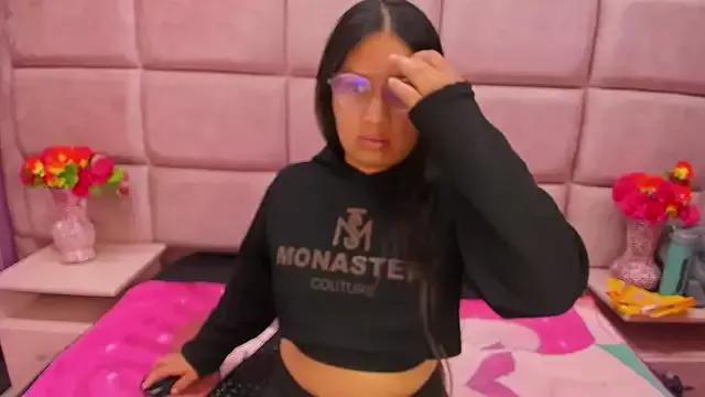 Miaa_Smiith_ on StripChat 