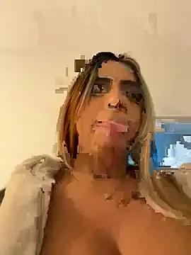 MiaWhitePink_ on StripChat