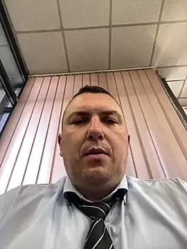 Mike8523 on StripChat 