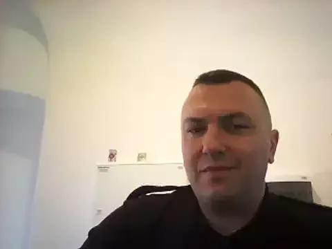 Mike8523 on StripChat 
