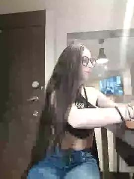milena_23x on StripChat 
