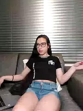 milena_23x on StripChat 