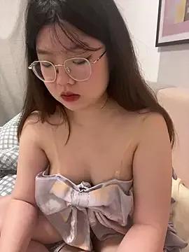 mmmyin20 on StripChat 