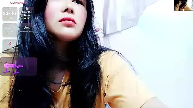 Mya8860 on StripChat