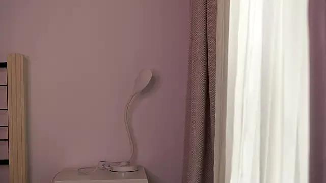 Naalani on StripChat 