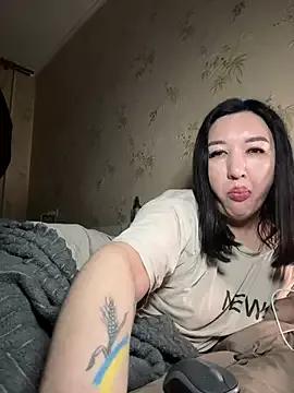 Naughtbaby_2025 on StripChat 
