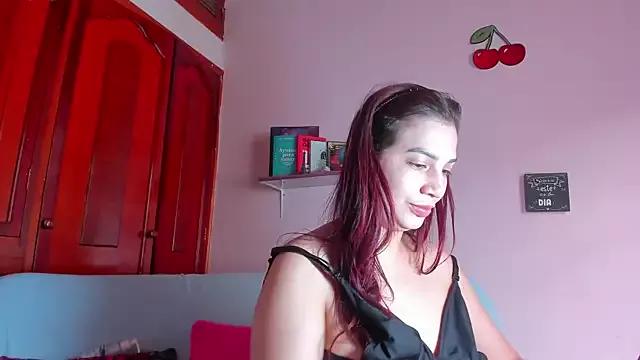 Nicole_x on StripChat 