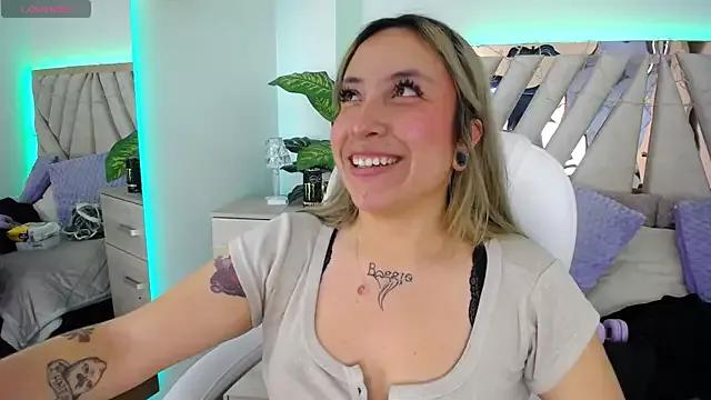 NyxAndria_1 on StripChat 