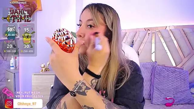 NyxAndria_1 on StripChat 