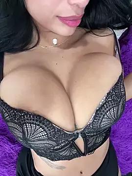perla_kem_ on StripChat