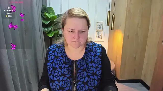 ScarlettSoft on StripChat