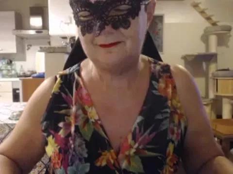 simona60 on StripChat