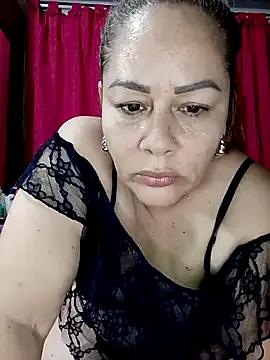 SluttyMilf79 on StripChat