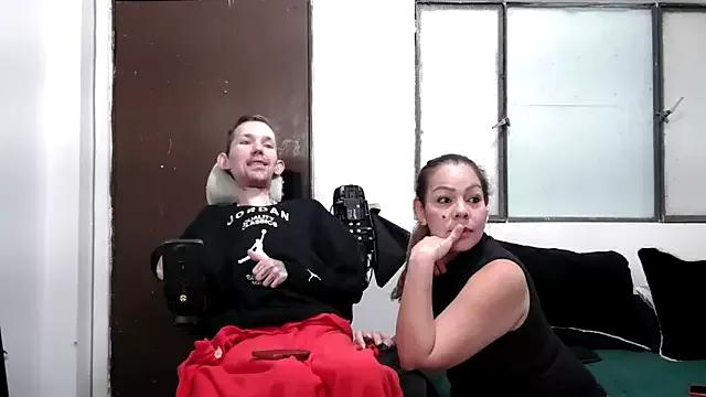 Freechat Sophia_and_Thomas on StripChat