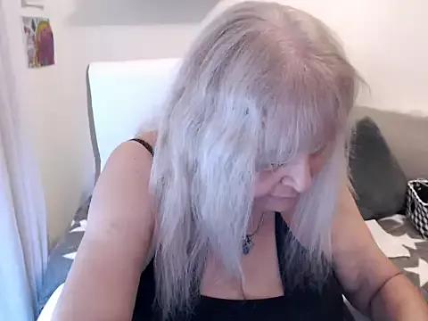 Freechat SusiLifeXXX on StripChat