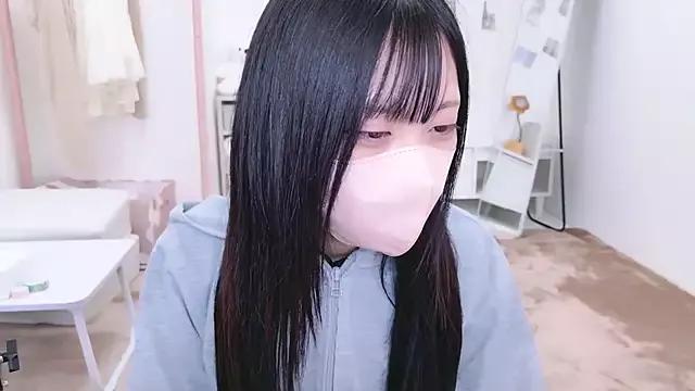 Suzu_ch_xx on StripChat