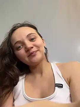 TheYourL on StripChat 