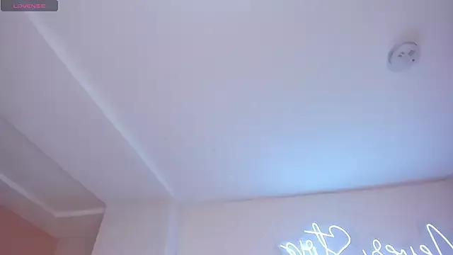 VictoriaMilan_ on StripChat 