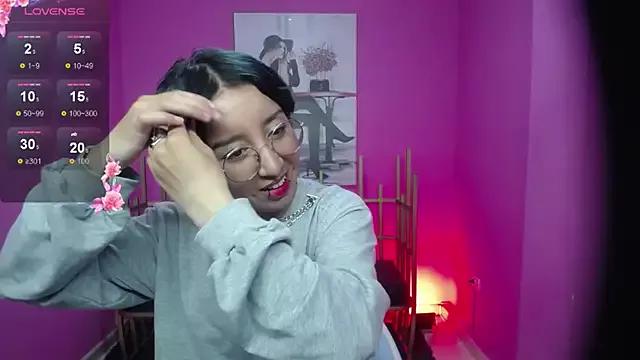 Xayah_77 on StripChat 