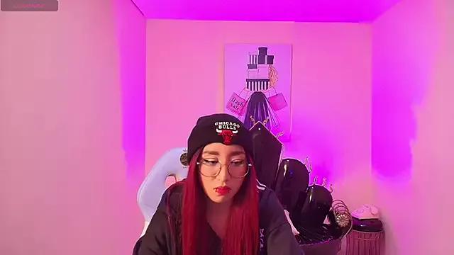 Xayah_77 on StripChat 