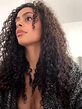 Private yasmingarcia on StripChat