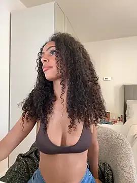 Private yasmingarcia on StripChat