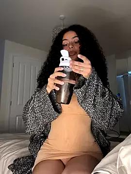 Private yasmingarcia on StripChat